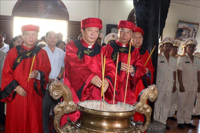 Người dân phương Nam thành kính hướng về Quốc Giỗ