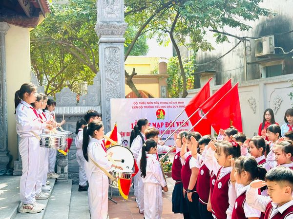 Nâng cao niềm tự hào cho giáo viên, học sinh thông qua các hoạt động kỷ niệm