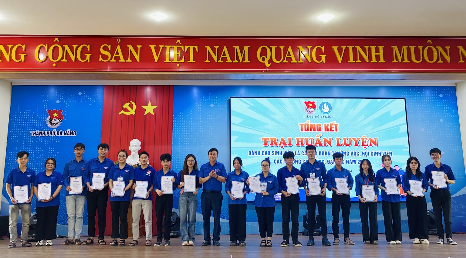 Đà Nẵng huấn luyện công tác Đoàn, hội dành cho sinh viên