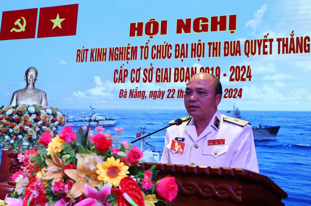 Lữ đoàn 161 Vùng 3 Hải quân thực hiện tốt phong trào Thi đua Quyết thắng