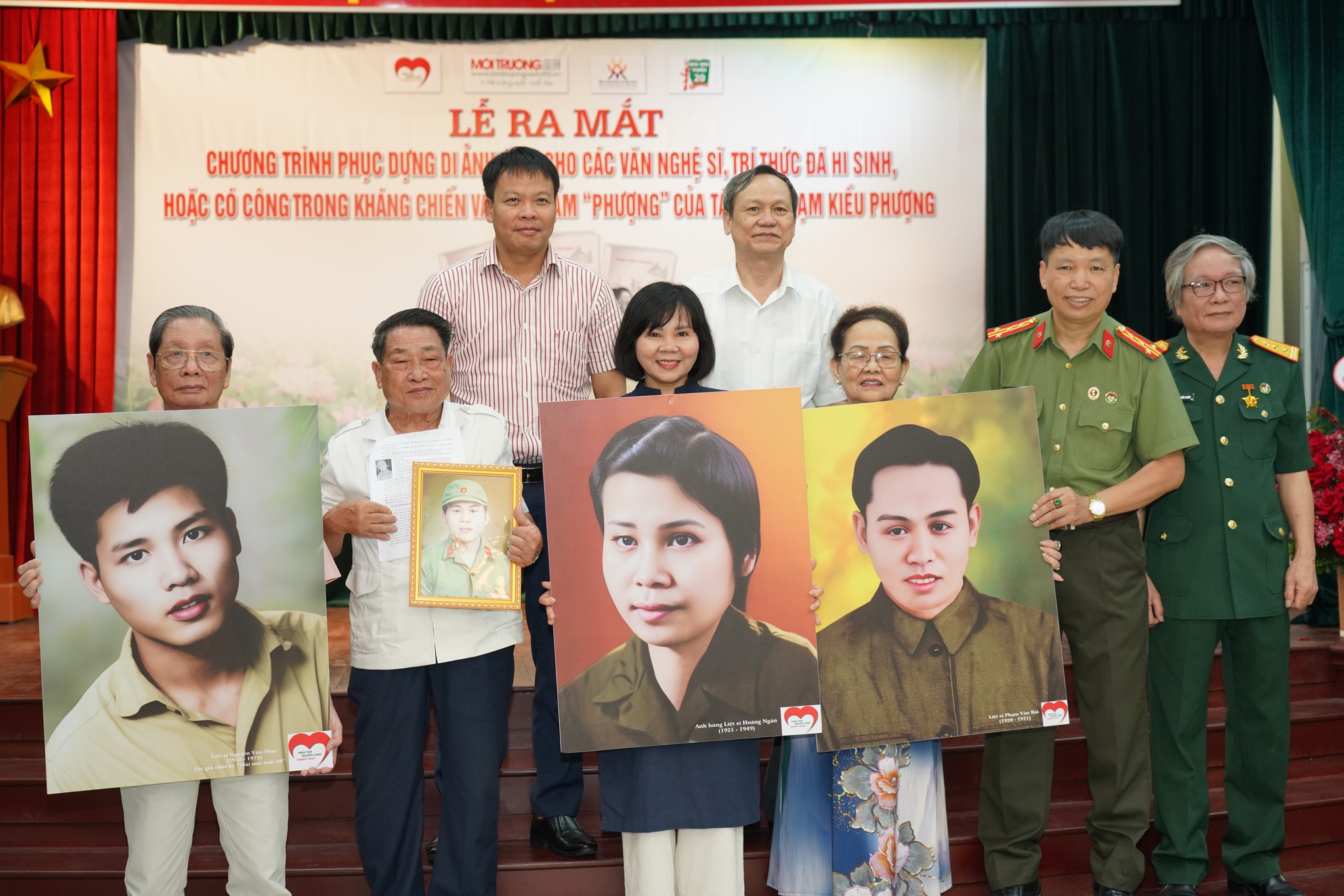Phục dựng di ảnh màu cho người hy sinh trong kháng chiến