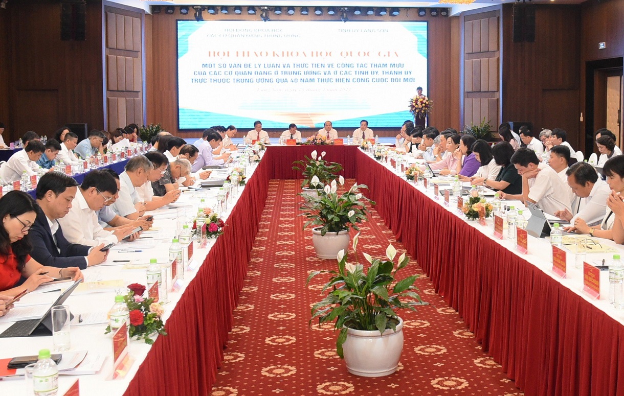 Công tác tham mưu góp phần quan trọng vào những thành tựu qua 40 năm đổi mới
