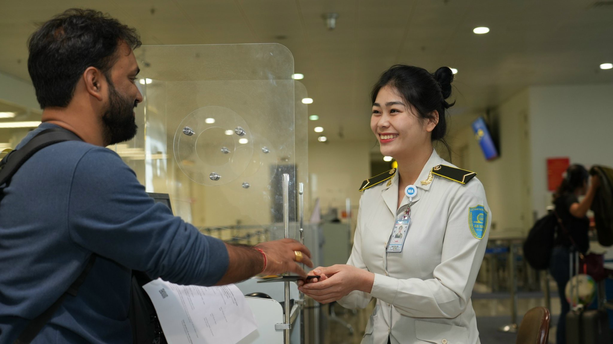 Tăng cường kiểm soát an ninh hàng không dịp nghỉ lễ 30 4 - 1 5
