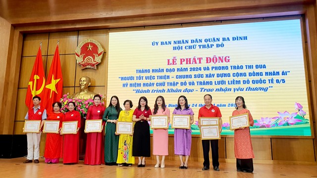 Phát động Tháng Nhân đạo 2024 tại Ba Đình, Hà Nội