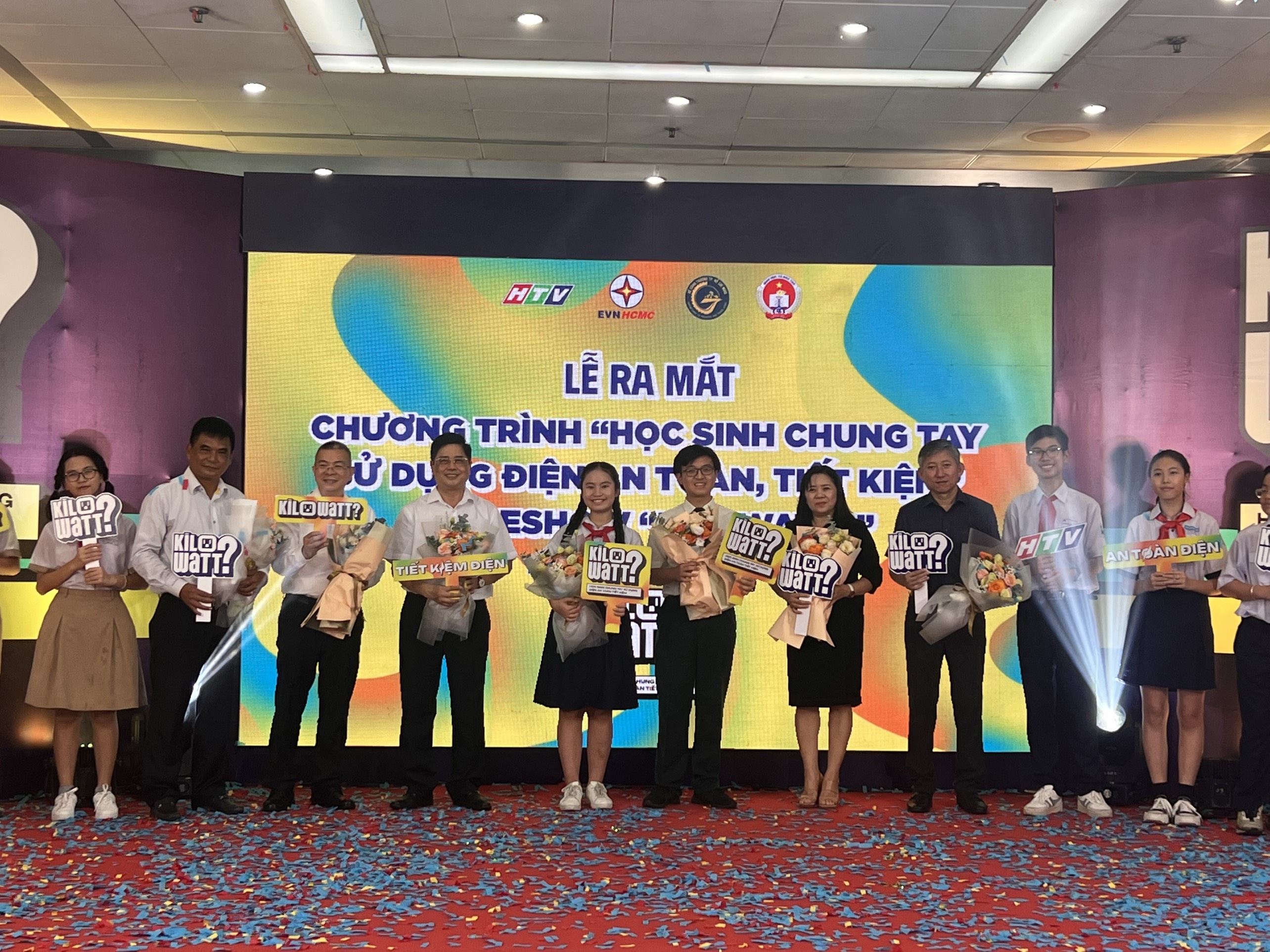 Ra mắt chương trình truyền hình tiết kiệm điện cho học sinh