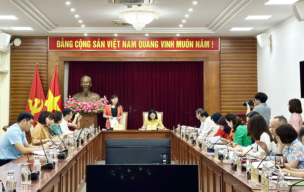 Tỉnh Lào Cai báo cáo Bộ Văn hóa, Thể thao và Du lịch về Kế hoạch tổ chức Festival sông Hồng năm 2024