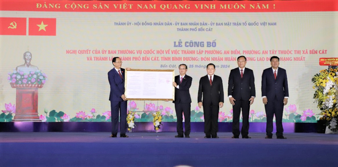 Bình Dương công bố Nghị quyết thành lập thành phố Bến Cát