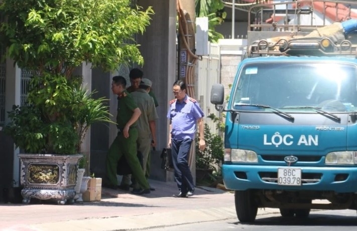 Bắt cựu Chủ tịch UBND tỉnh Bình Thuận Lê Tiến Phương