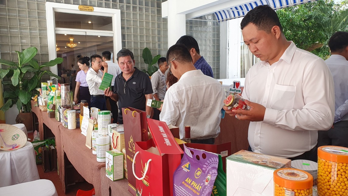 Thành lập Trung tâm Xúc tiến Đầu tư, Thương mại và Hỗ trợ doanh nghiệp tỉnh Thừa Thiên Huế