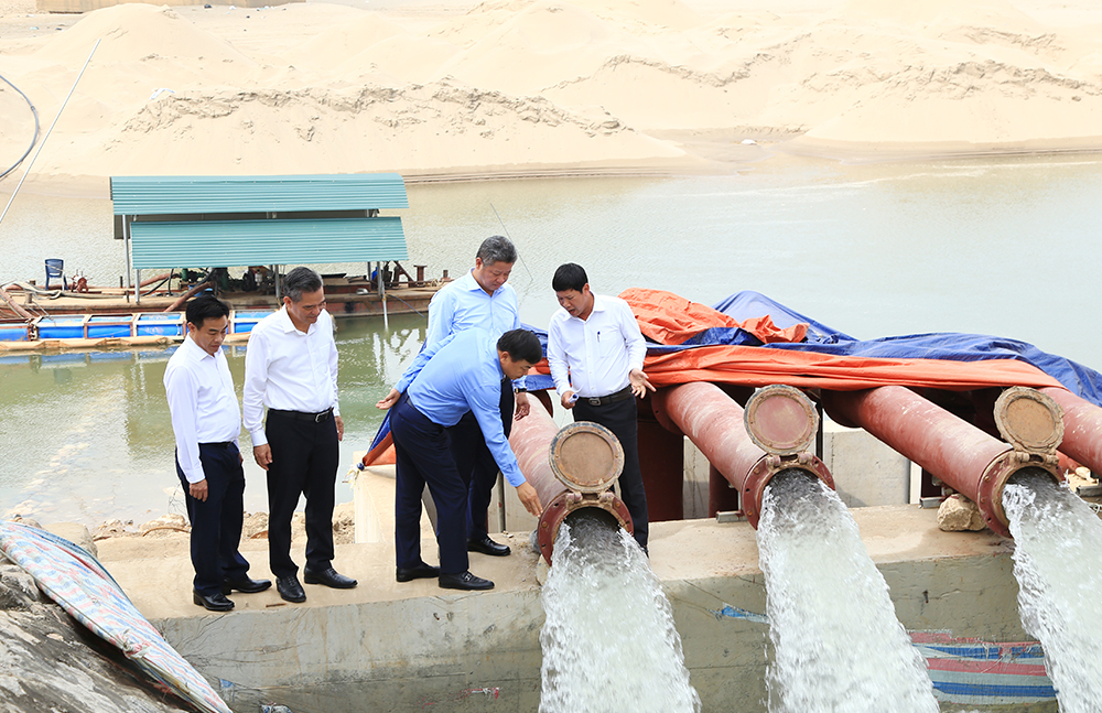 EVN thực hiện tốt công tác xả nước, cấp điện phục vụ sản xuất vụ Đông Xuân 2024