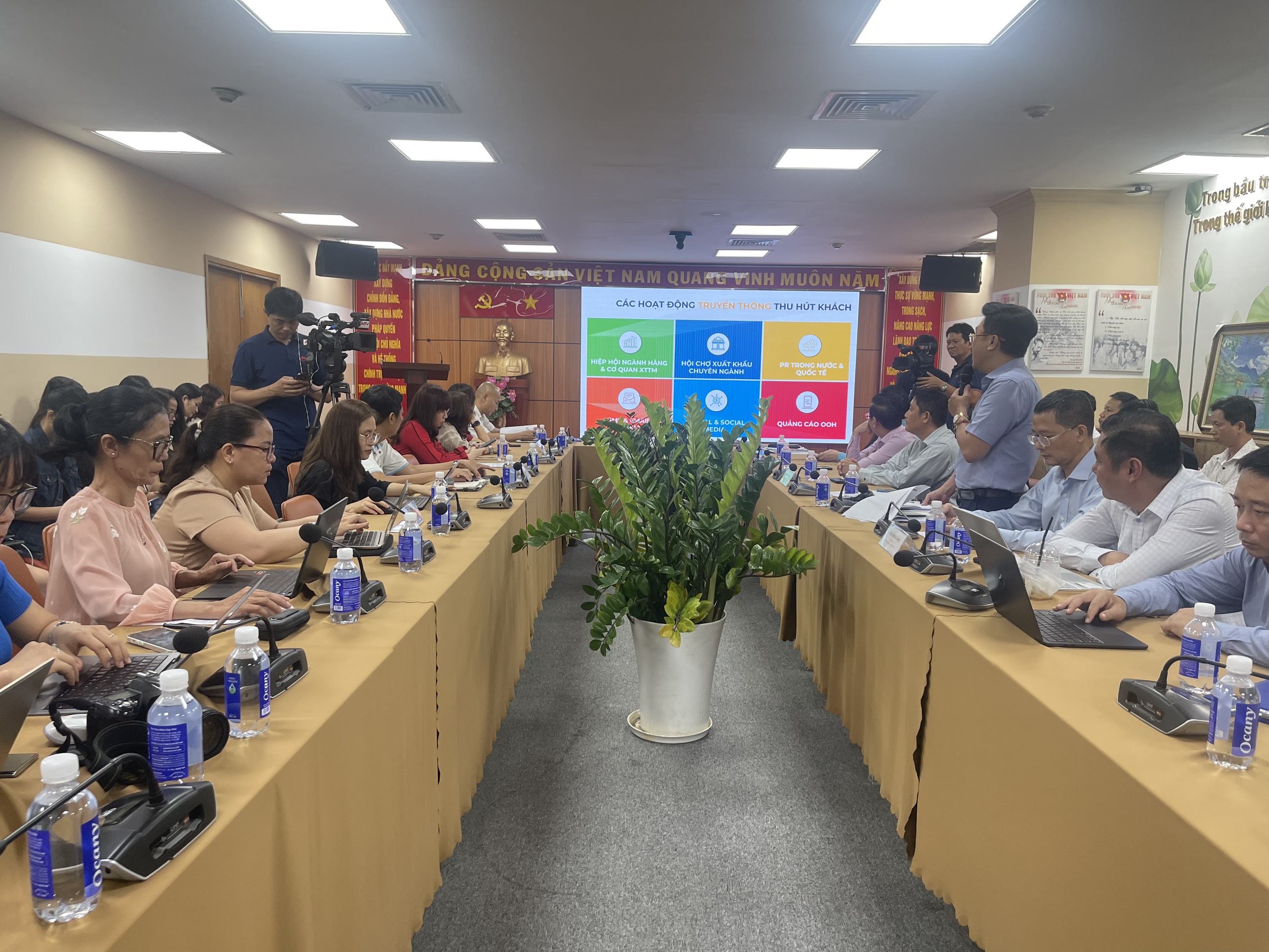 Hội chợ hàng Việt Nam tiêu biểu xuất khẩu năm 2024