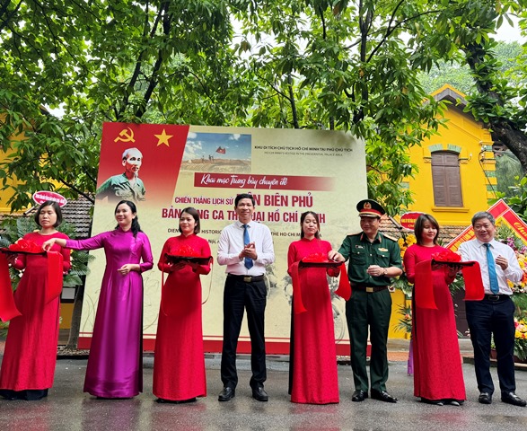 “Chiến thắng lịch sử Điện Biên Phủ - Bản hùng ca thời đại Hồ Chí Minh”