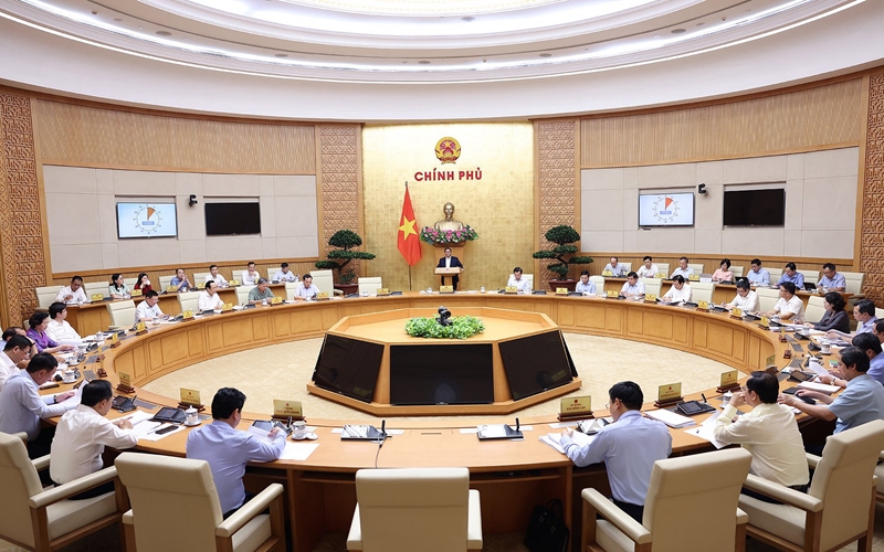 Kiên quyết không lùi bước trước khó khăn, càng áp lực lại càng phải nỗ lực