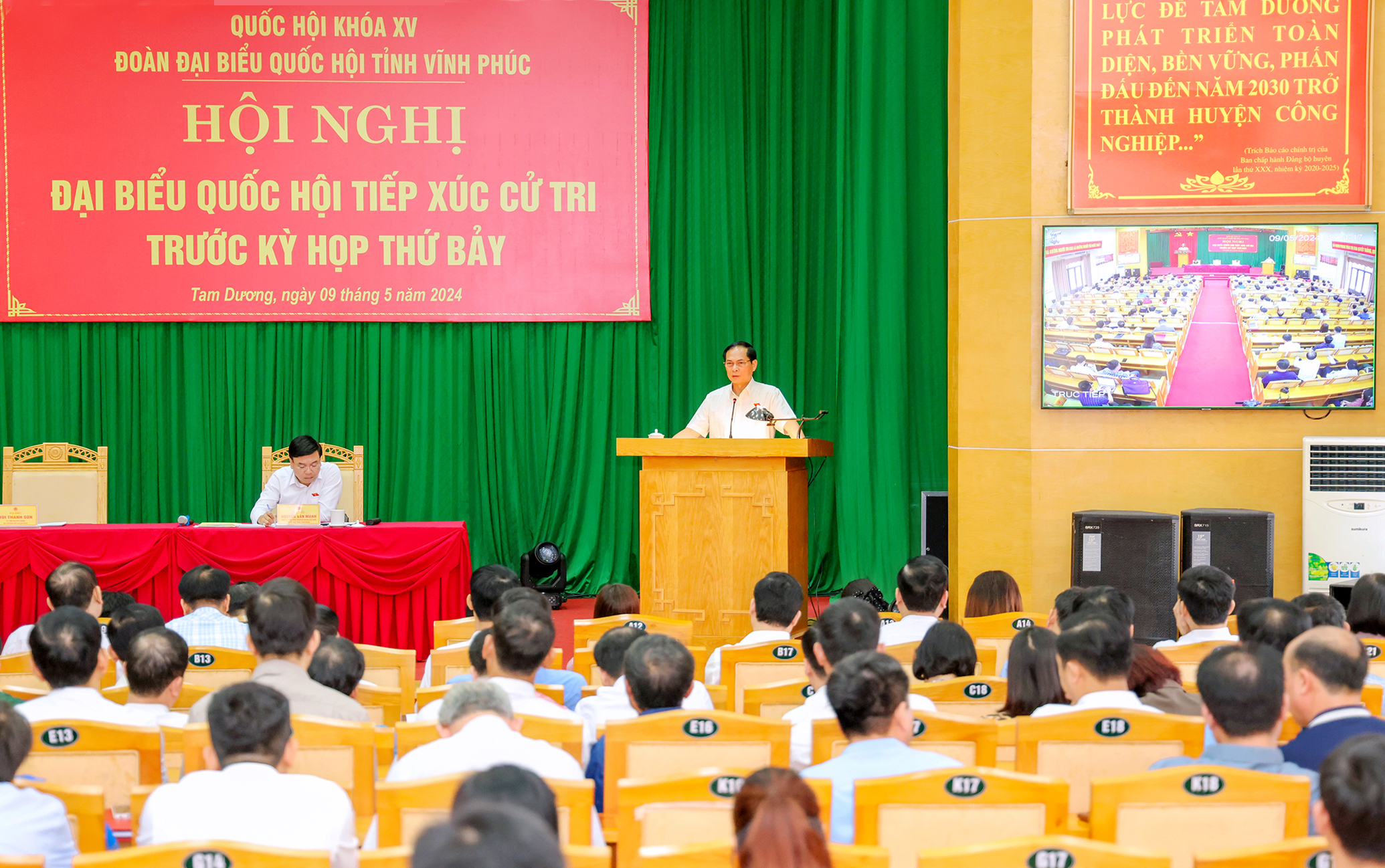 Cử tri Vĩnh Phúc kiến nghị nhiều chính sách về an sinh xã hội, nước sạch