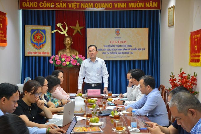 Xây dựng tiêu chí riêng đánh giá hiệu quả công tác phổ biến, giáo dục pháp luật