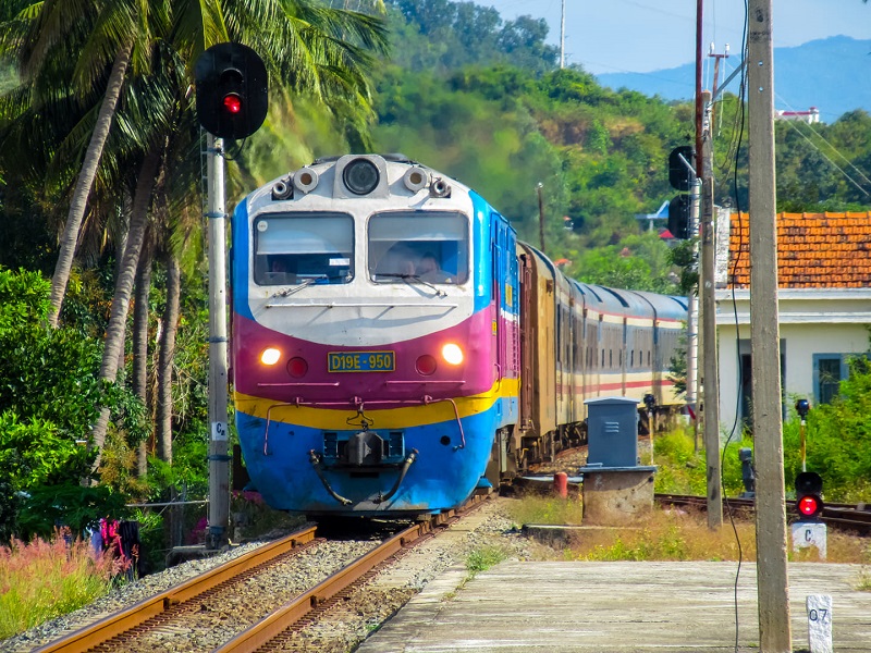 Tăng nhiều chuyến tàu Bắc - Nam dịp hè 2024