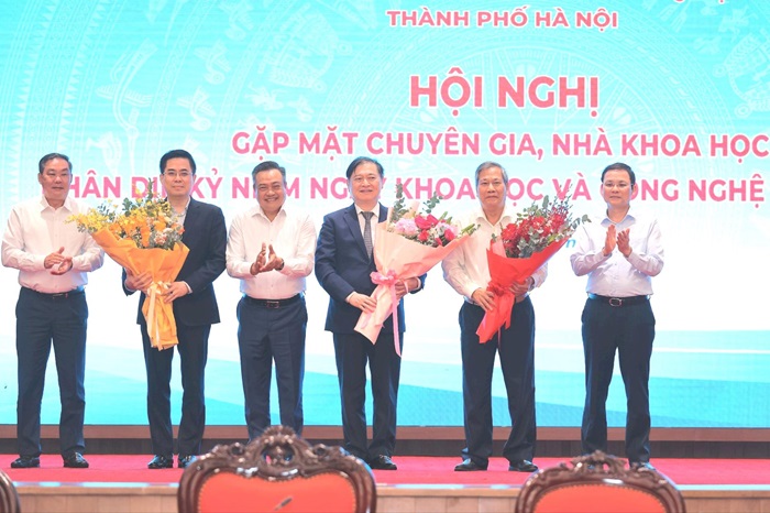 Hà Nội Hoàn thiện cơ chế đặt hàng nhiệm vụ khoa học - công nghệ sẽ gỡ nút thắt để phát triển