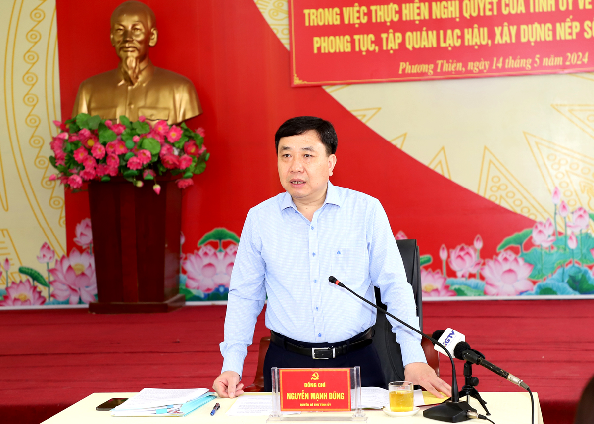 Xóa bỏ hủ tục lạc hậu gắn với bảo tồn, phát huy bản sắc văn hóa truyền thống các dân tộc tỉnh Hà Giang