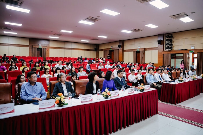 Trường Đại học Ngoại thương đẩy mạnh các hoạt động KH CN gắn với thực tiễn