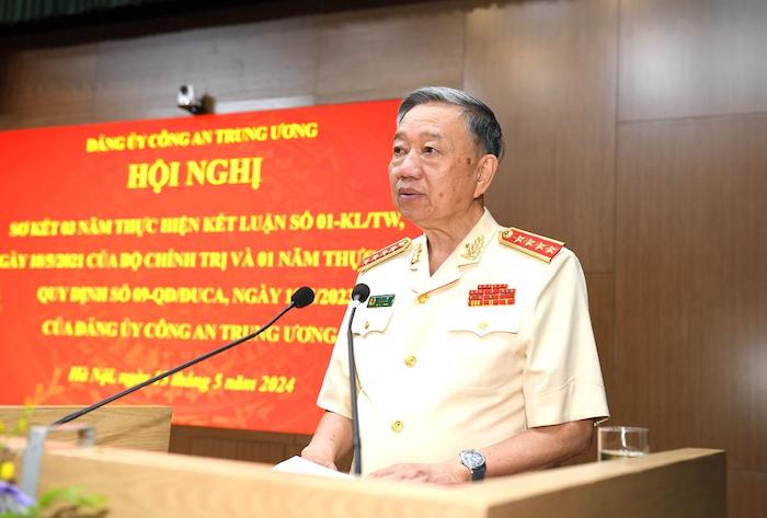 Công an nhân dân “gương mẫu đi đầu” trong học tập, thực hiện Sáu điều Bác Hồ dạy