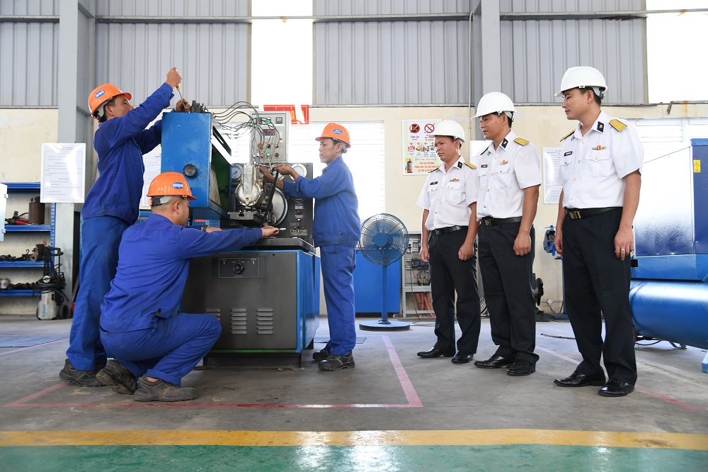 Vùng 5 Hải quân kiểm tra kỹ năng nghề nhân viên chuyên môn kỹ thuật