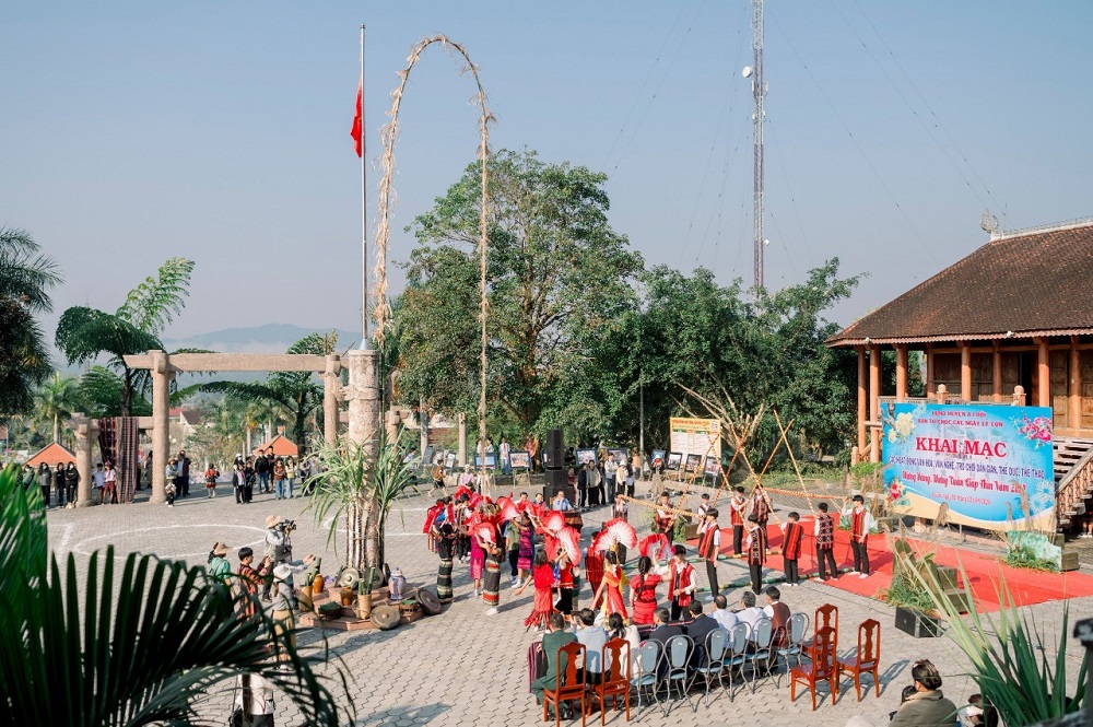 Ngày hội văn hóa, thể thao và du lịch các dân tộc miền núi