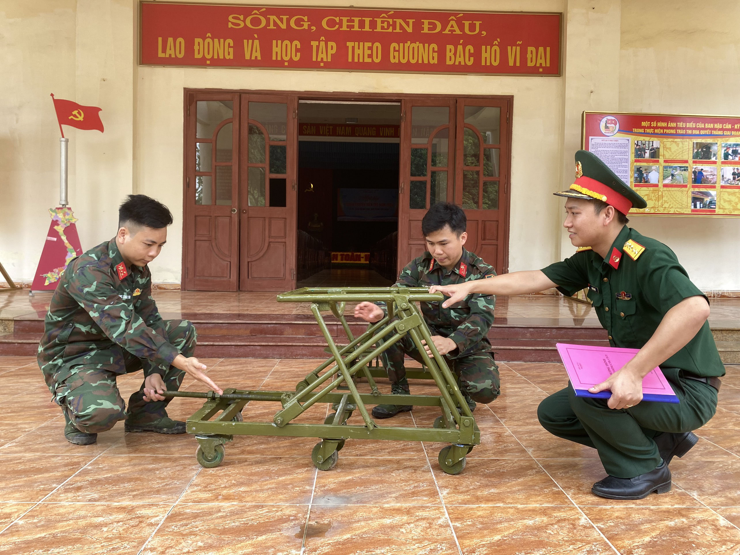 Cán bộ tâm huyết vì những chuyến xe an toàn