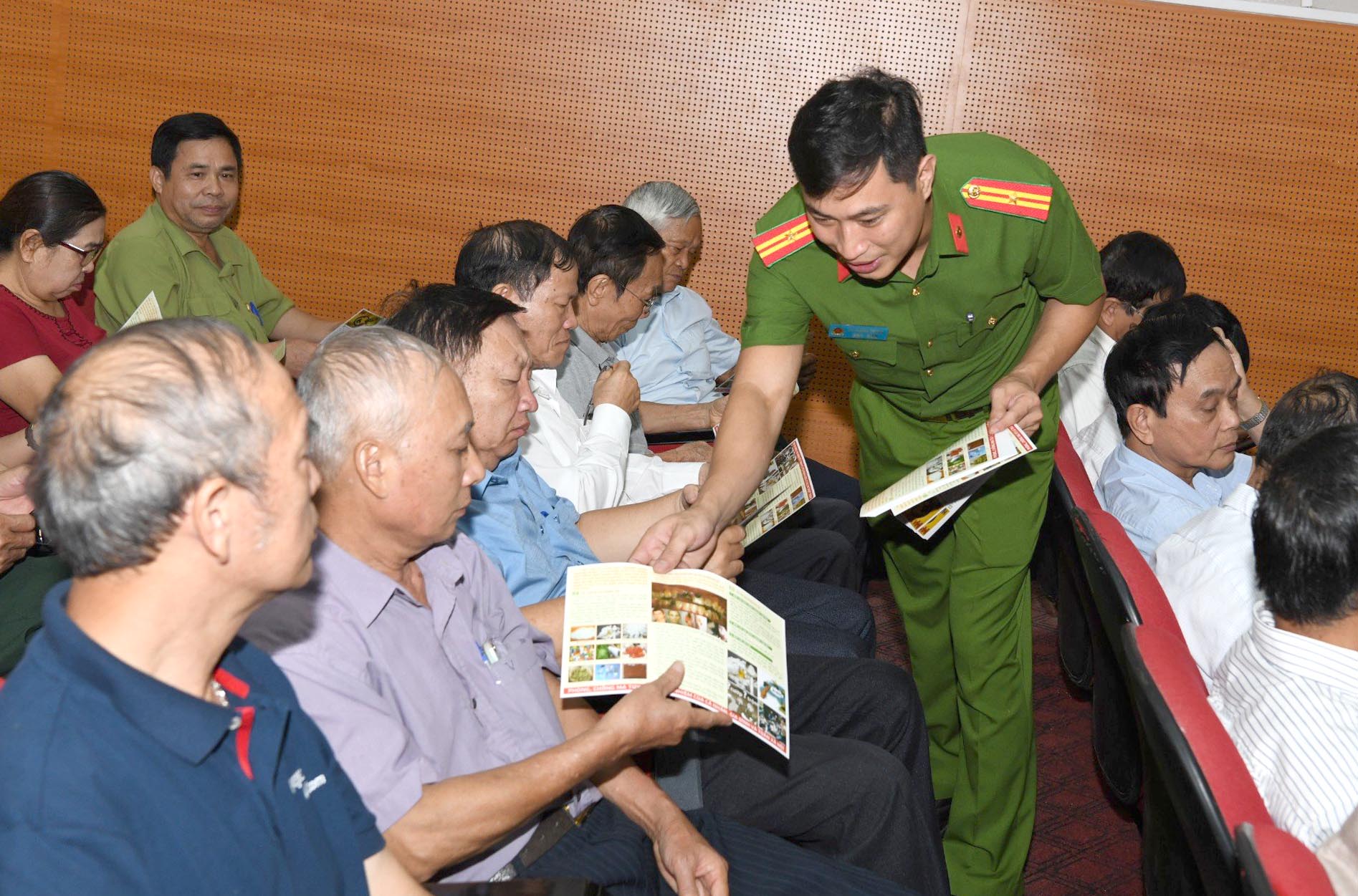Ngăn chặn, đẩy lùi tội phạm và tệ nạn ma túy