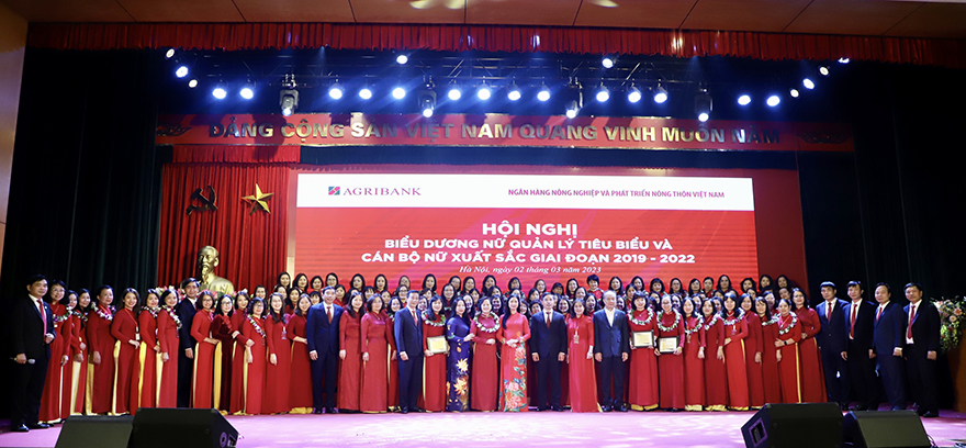 Đảng bộ Agribank tiếp tục đẩy mạnh việc học tập và làm theo tư tưởng, đạo đức, phong cách Hồ Chí Minh