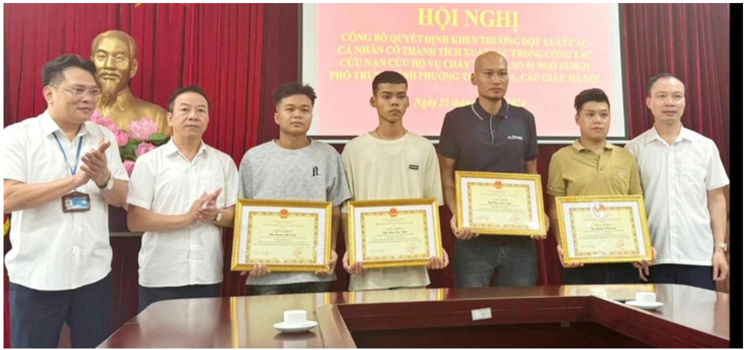 Hà Nội Khen thưởng 4 công dân dũng cảm cứu người trong vụ cháy ở phố Trung Kính