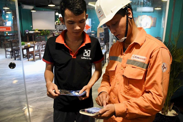 Phê phán luận điệu xuyên tạc kết quả hoạt động của ngành điện