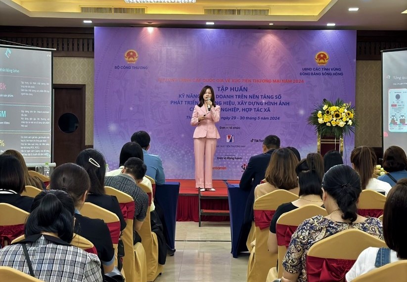 Nâng cao kỹ năng kinh doanh, thúc đẩy tiêu thụ sản phẩm qua nền tảng số