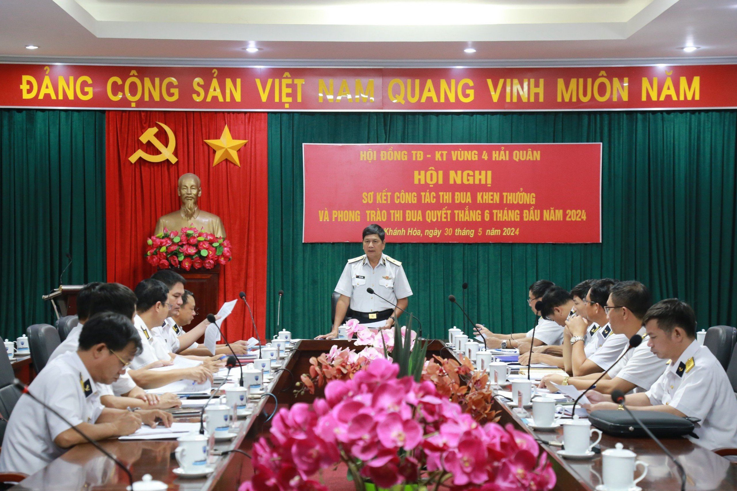 Vùng 4 Hải quân thực hiện tốt công tác thi đua khen thưởng