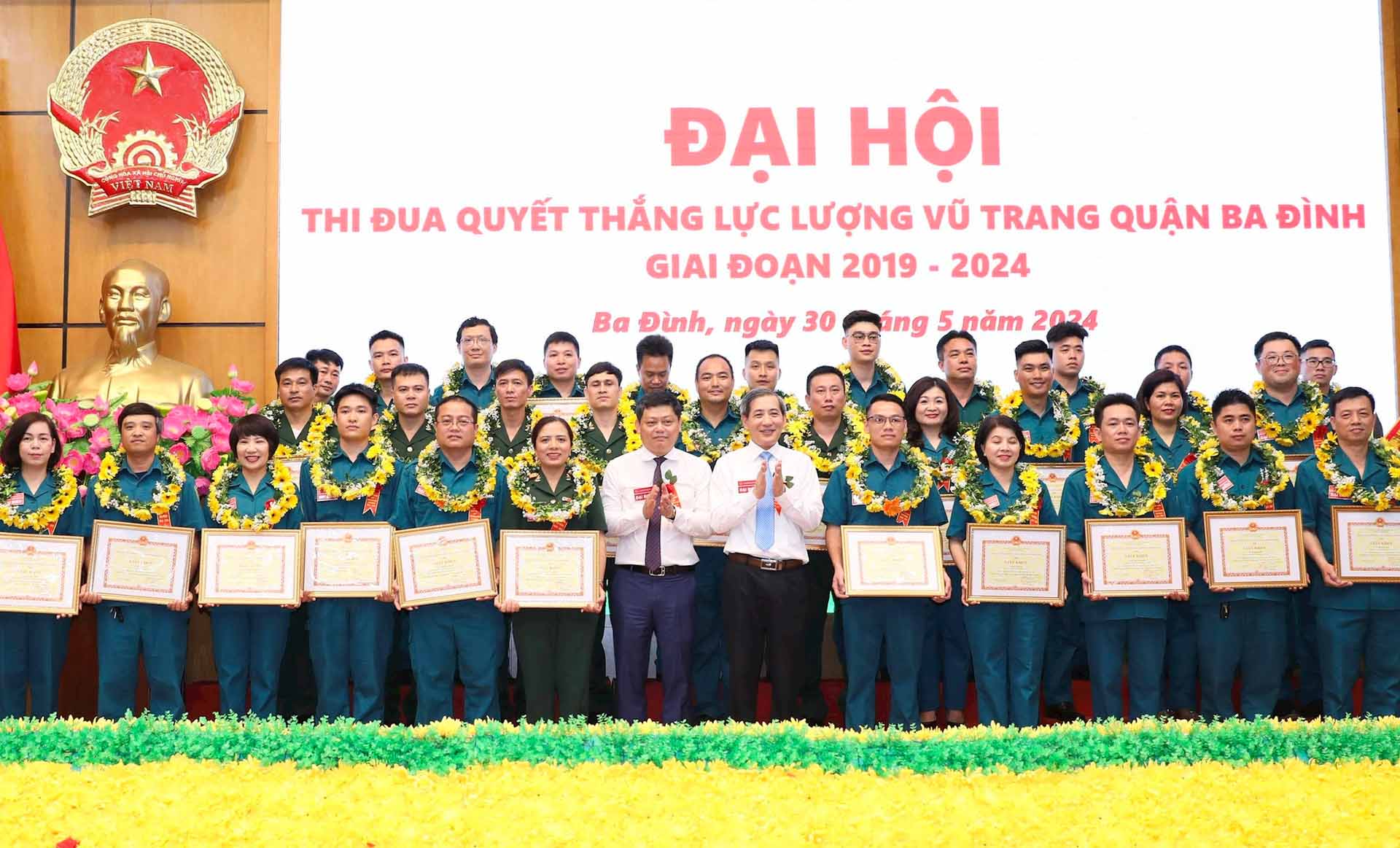 Hà Nội Quận Ba Đình biểu dương 33 tập thể, cá nhân trong phong trào Thi đua quyết thắng