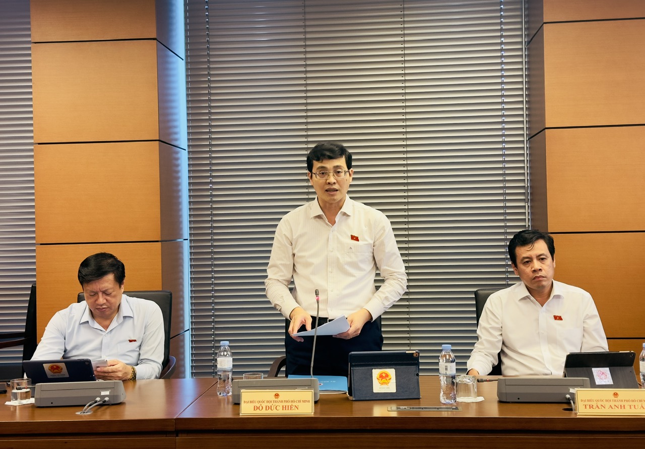 Hoàn thiện các cơ chế, chính sách đặc thù phát triển TP Đà Nẵng, Nghệ An