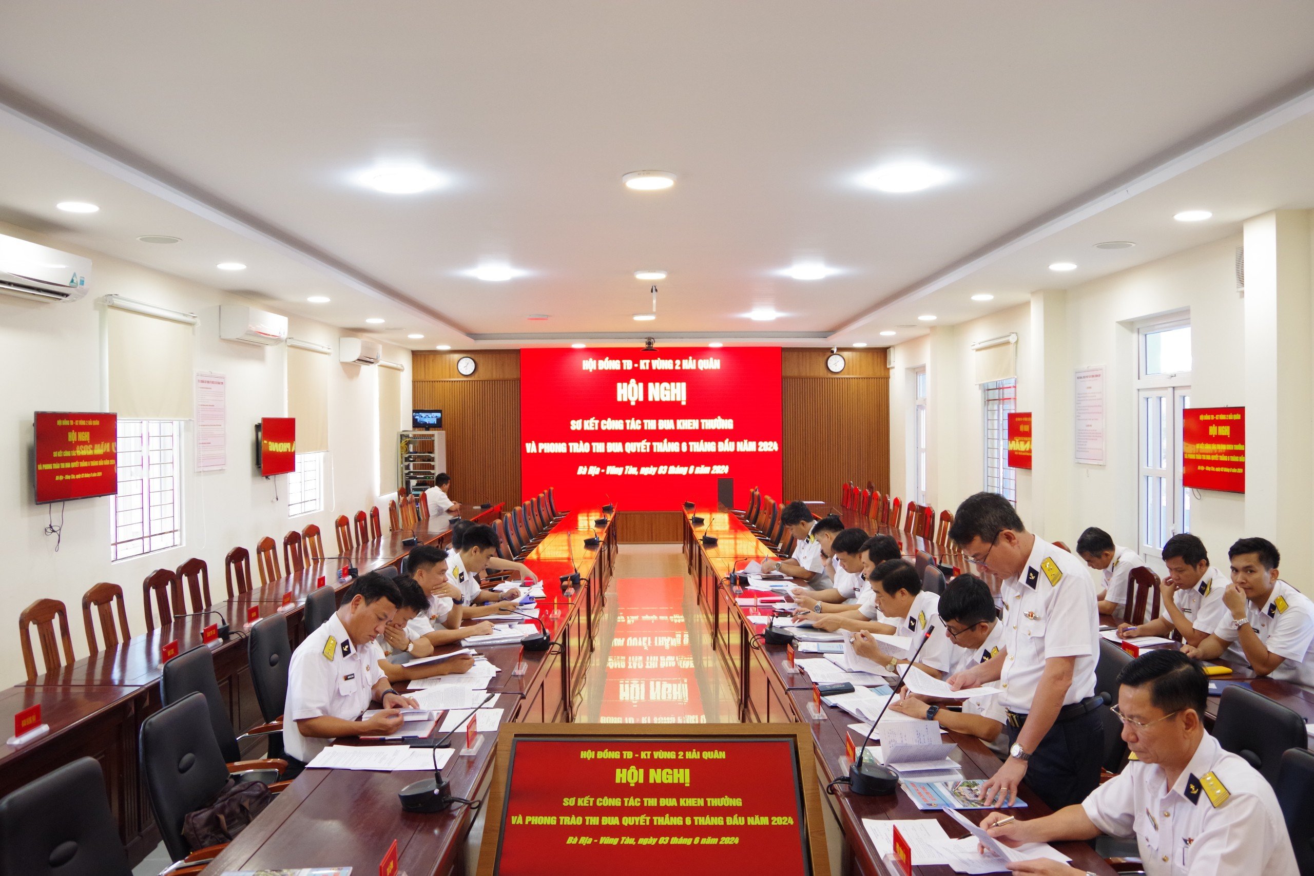 Vùng 2 Hải quân thực hiện tốt công tác thi đua khen thưởng