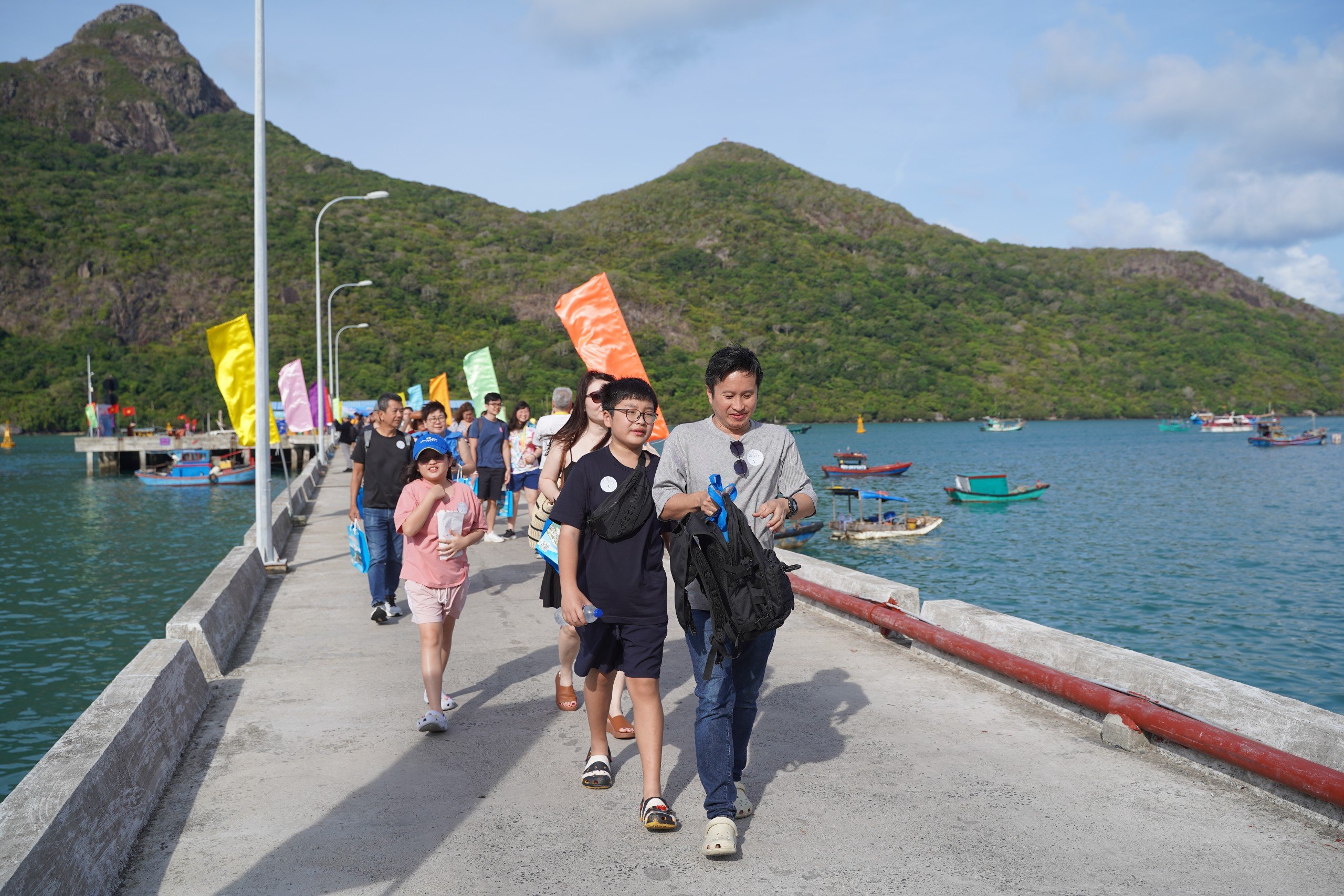 Hơn 2 000 khách quốc tế đến Côn Đảo bằng tàu biển cao cấp