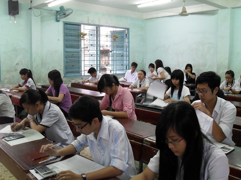 Gia Lai Không để thí sinh nào vì khó khăn về điều kiện kinh tế mà bỏ thi