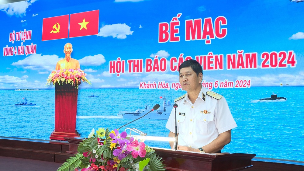 Vùng 4 Hải quân tổ chức thành công Hội thi Báo cáo viên năm 2024