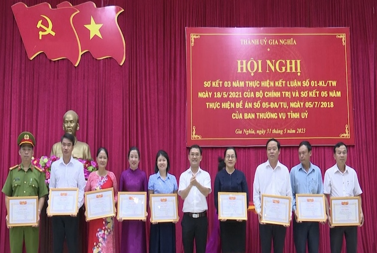 Gia Nghĩa học và làm theo Bác thực chất, hiệu quả