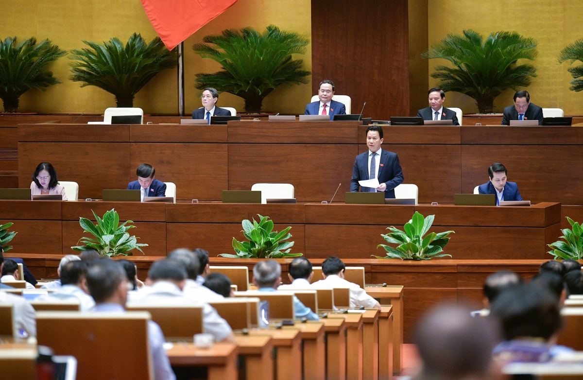 Trách nhiệm, thẳng thắn, không né tránh