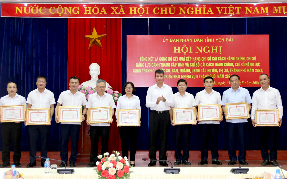 Yên Bái quyết tâm phấn đấu nằm trong nhóm các tỉnh, thành có chỉ số cải cách hành chính cao nhất cả nước