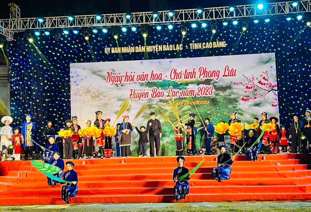 Thắp sáng Mác Nẻng