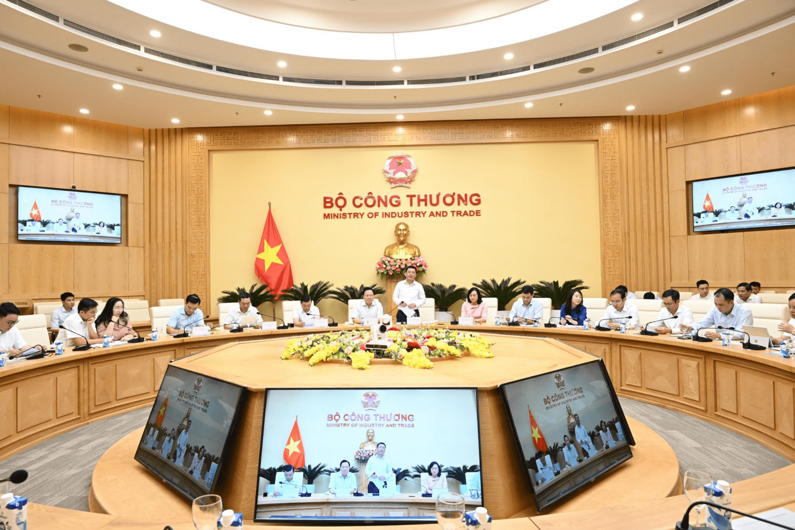Chuyển giao quyền đại diện chủ sở hữu của các doanh nghiệp