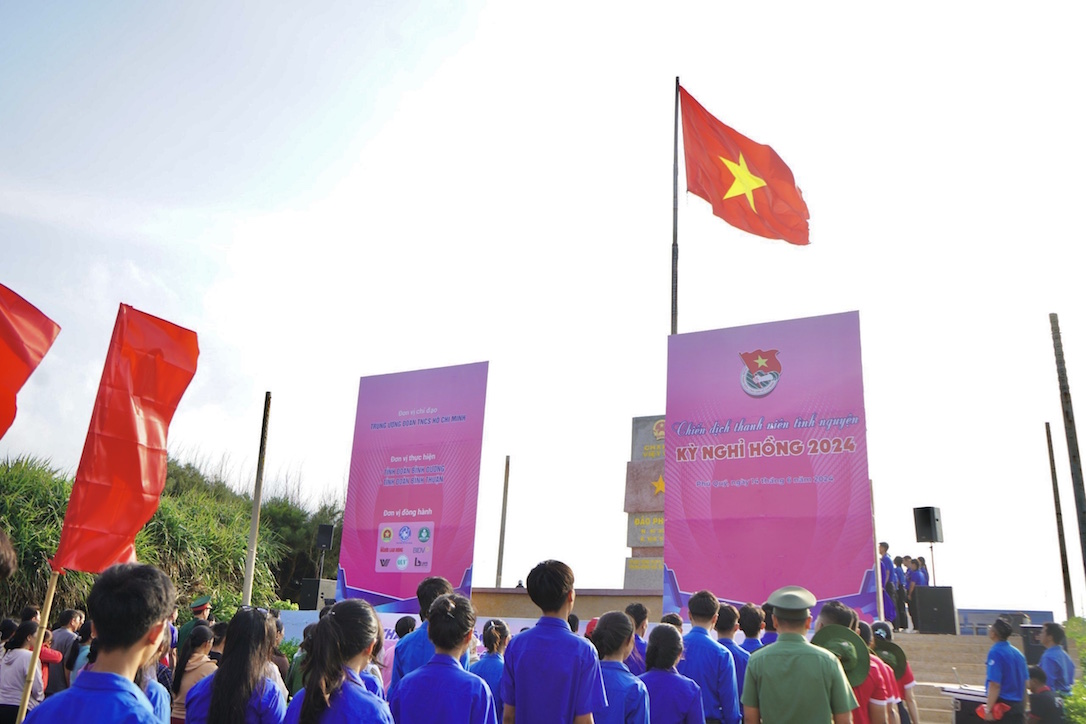 Phát huy lý tưởng cao đẹp, sức trẻ của người thanh niên để đóng góp cho cộng đồng