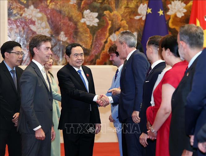 Thúc đẩy quan hệ hợp tác giữa Việt Nam với EU và các nước thành viên
