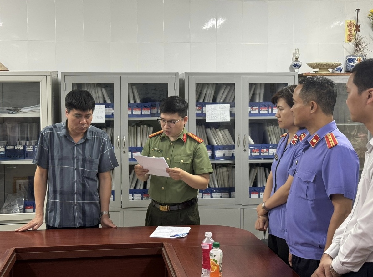 Bắt tạm giam Trưởng khoa Điều trị bắt buộc, Bệnh viện Tâm thần Trung ương I