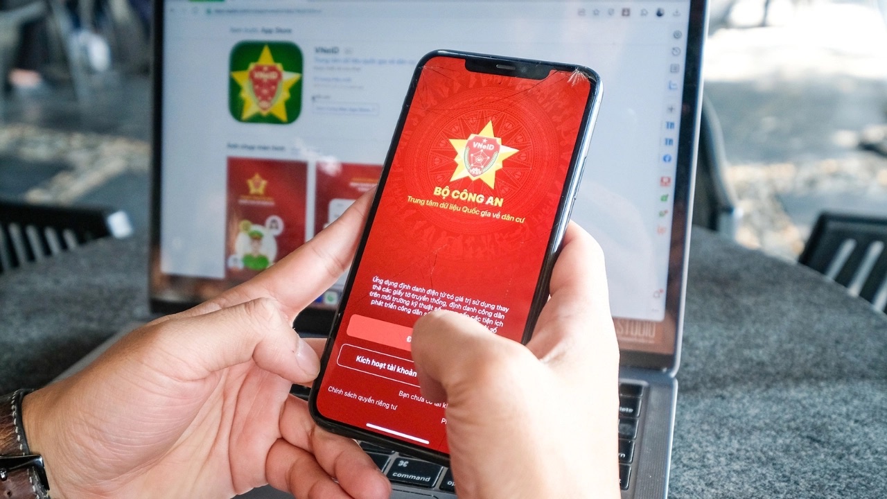 BHXH Việt Nam sẵn sàng triển khai VNeID trong thực hiện dịch vụ công trực tuyến từ ngày 01 7