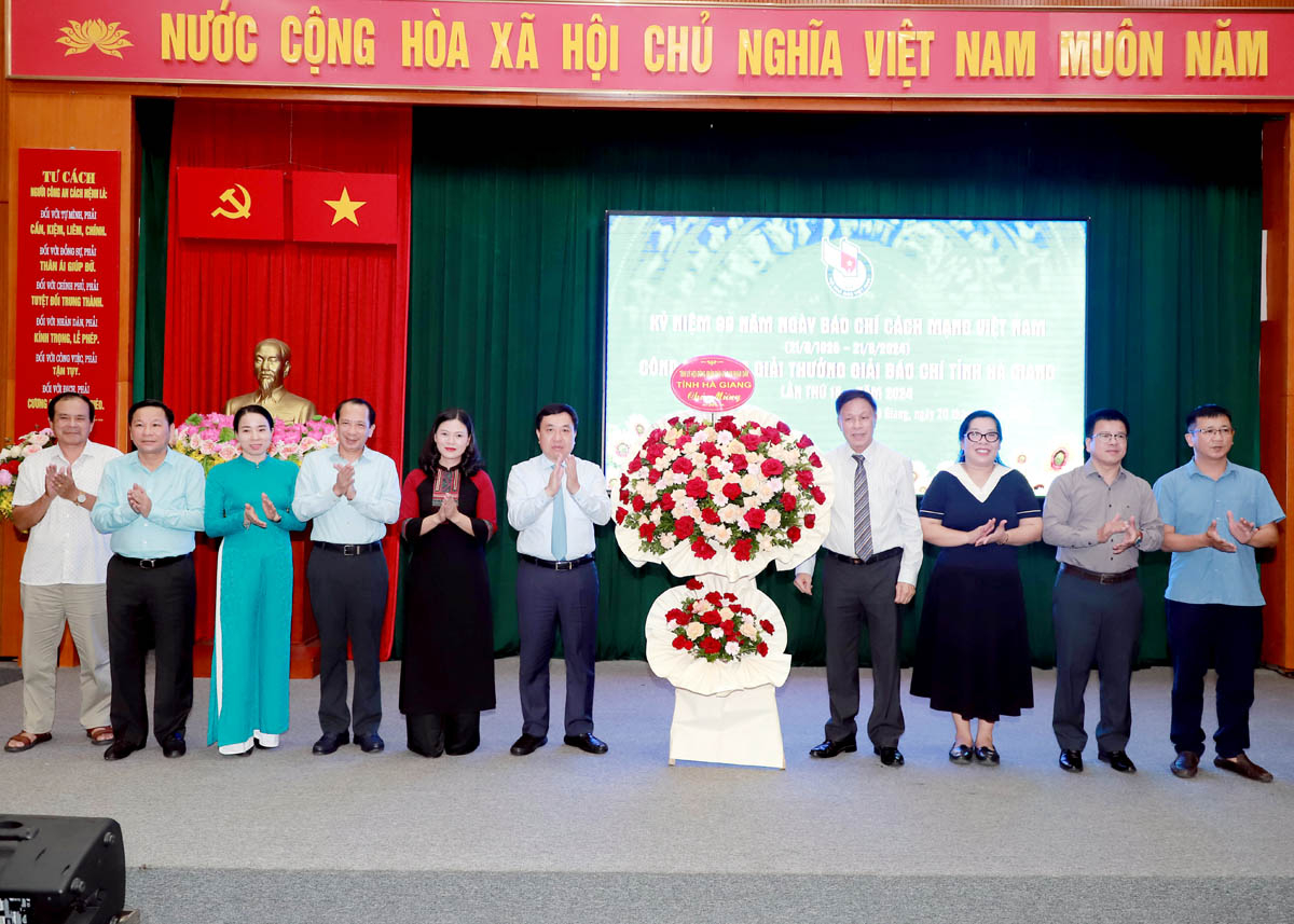 Báo chí góp phần xây dựng, quảng bá hình ảnh đất và người Hà Giang