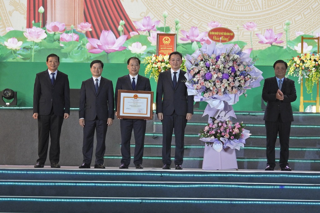 Huyện Yên Bình Yên Bái đạt chuẩn nông thôn mới